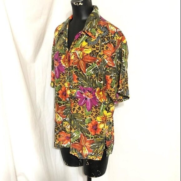 Vintage Partners by Mervyns Silk Tropical Print Button Down Top - Picture 2 of 4